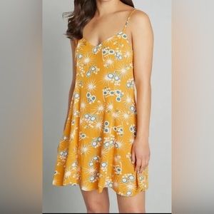 New Modcloth On Cloud Nineties Shift Dress Sleeveless Yellow Sunglasses Sz L